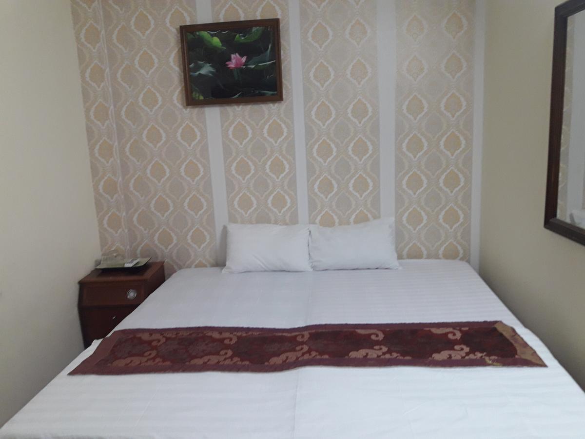 Hanoi Golden Moon Guest House & Travel Exterior photo
